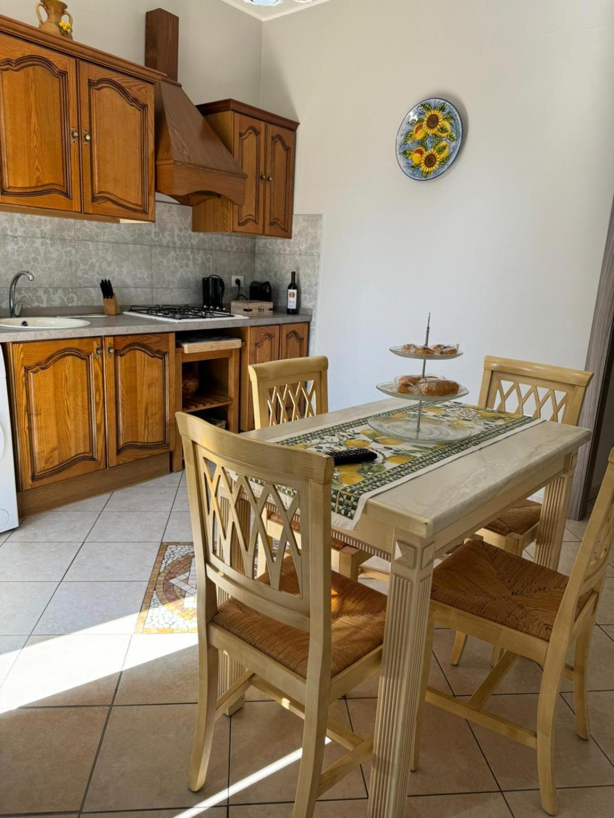 Appartamento La Casa Del Mulino Aeroporto di Catania Fontana Rossa Esterno foto