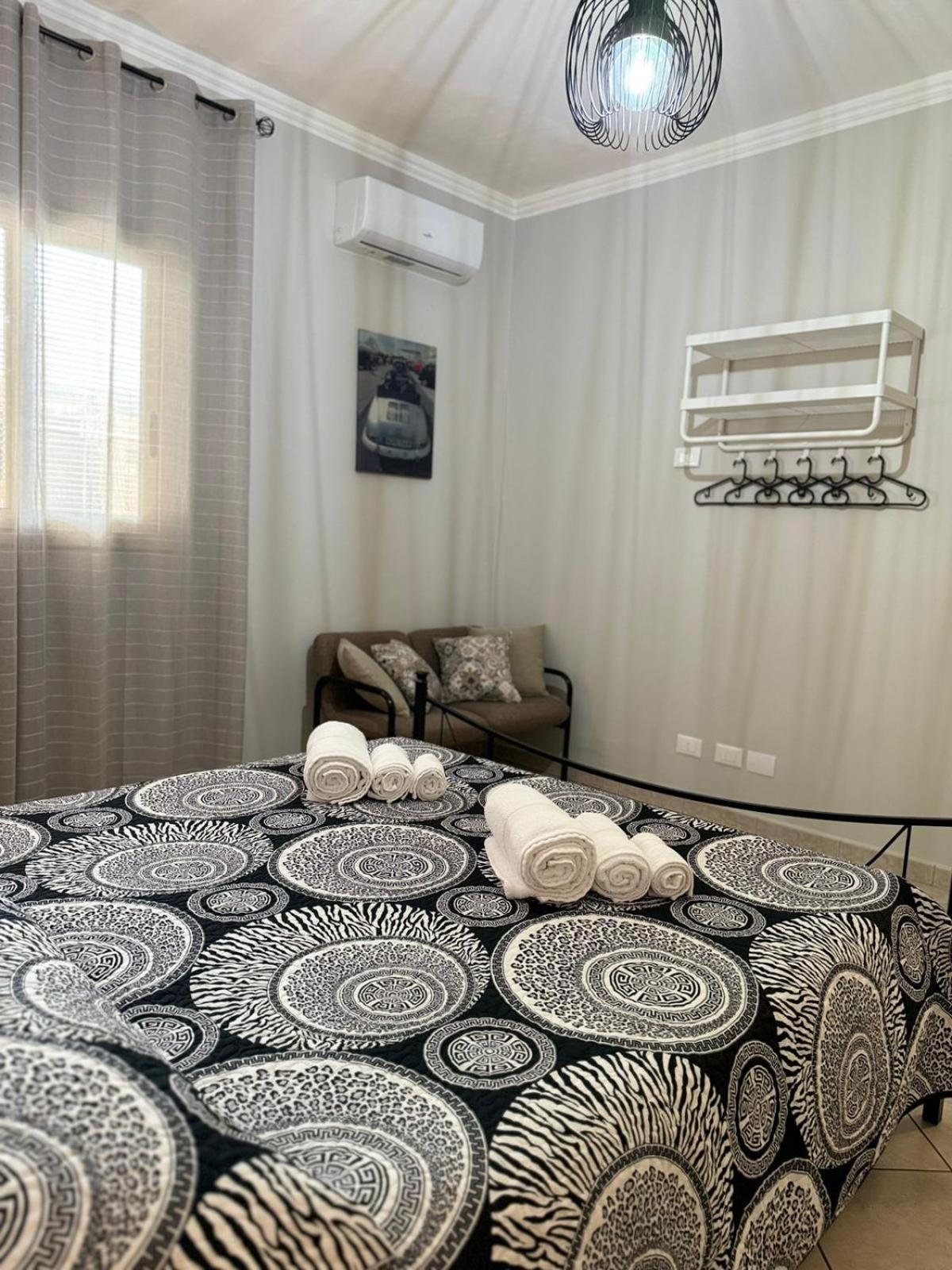 Appartamento La Casa Del Mulino Aeroporto di Catania Fontana Rossa Esterno foto