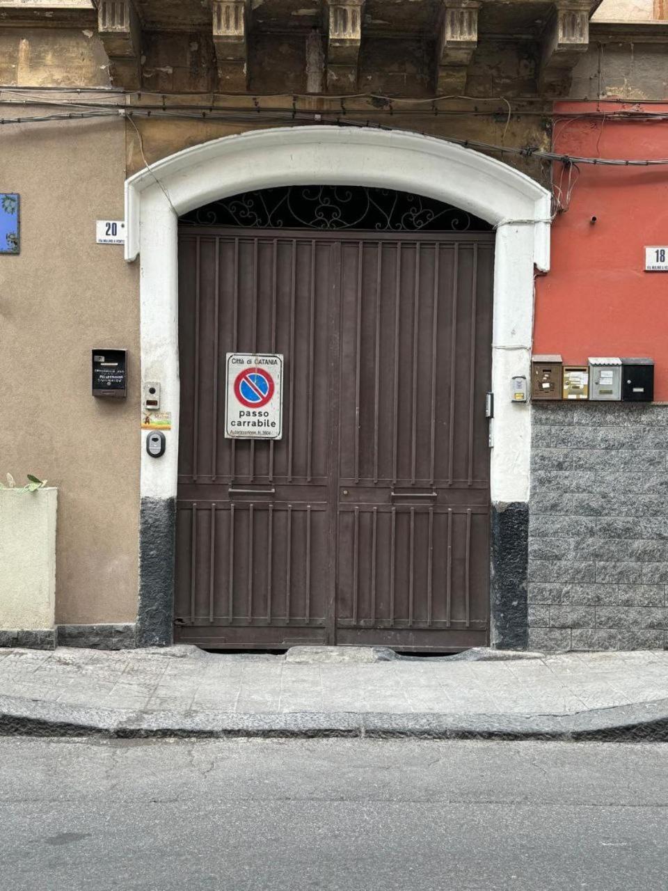 Appartamento La Casa Del Mulino Aeroporto di Catania Fontana Rossa Esterno foto