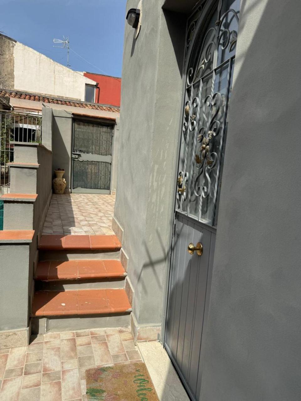 Appartamento La Casa Del Mulino Aeroporto di Catania Fontana Rossa Esterno foto